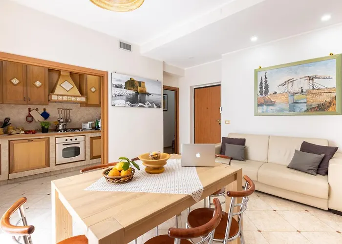 Sorrentovibes - Spacious 3 Bedrooms Apartment In Sorrento Oldtown